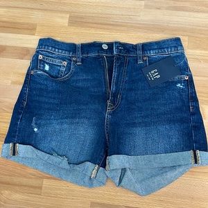 GAP Jean Shorts, NWT.